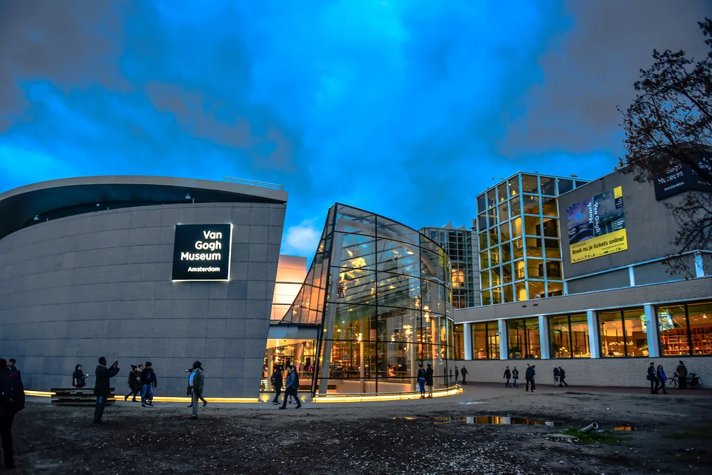 Van Gogh Museum Amsterdam at night